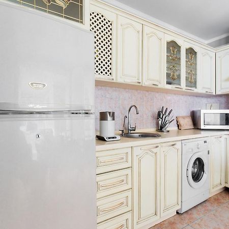 Downtown Big Apartment Ташкент Экстерьер фото
