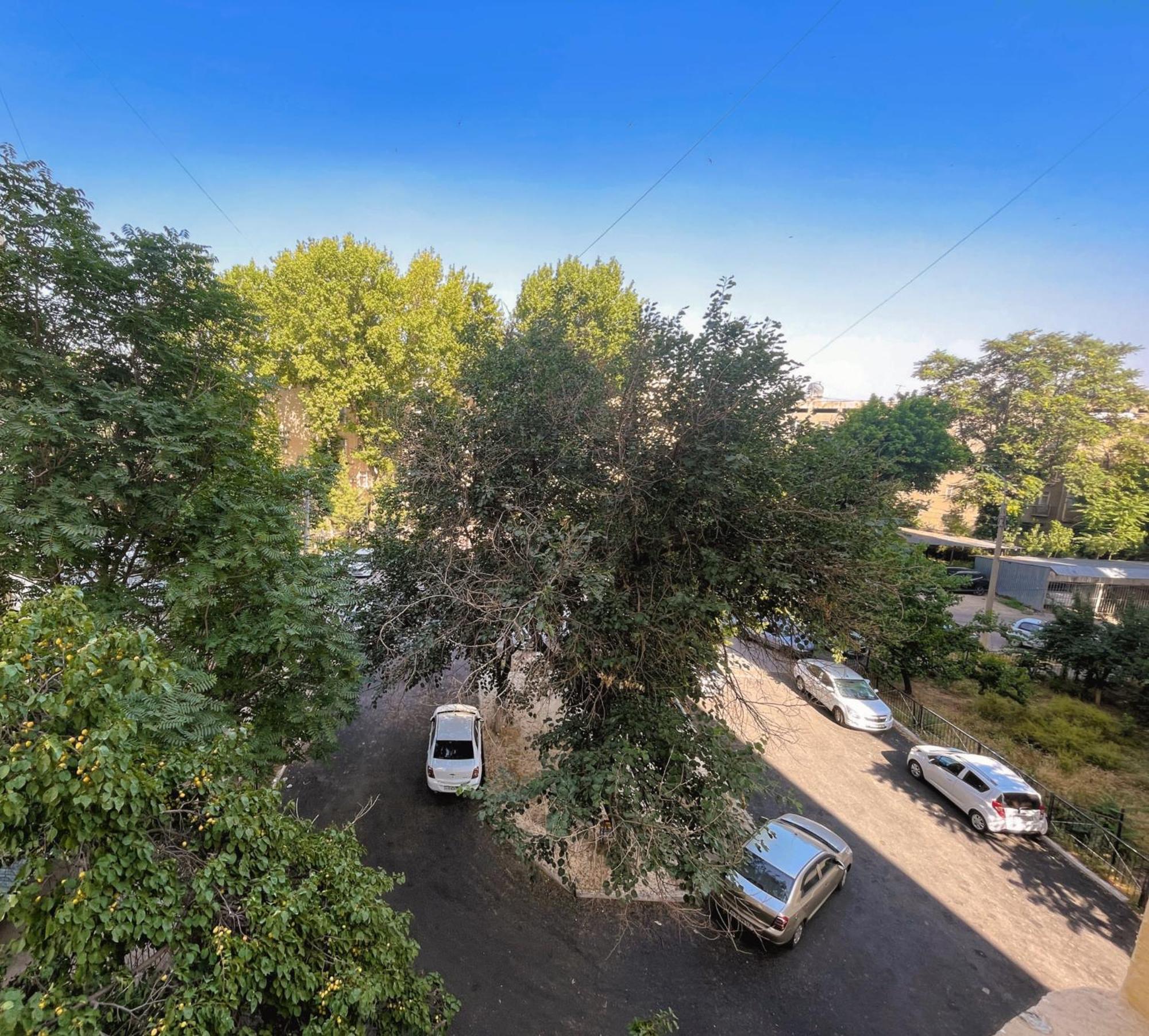 Downtown Big Apartment Ташкент Экстерьер фото